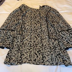 Floral blouse, excellent condition